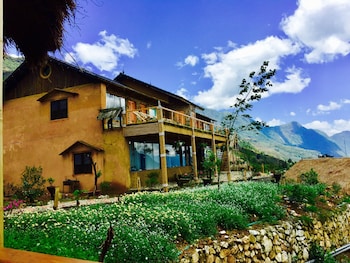 sapa clay house mountain retreat