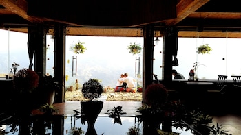 sapa clay house mountain retreat