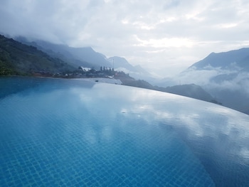 sapa clay house mountain retreat