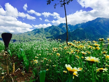 sapa clay house mountain retreat