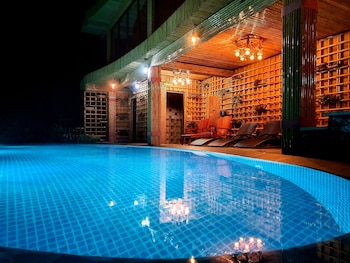 sapa clay house mountain retreat