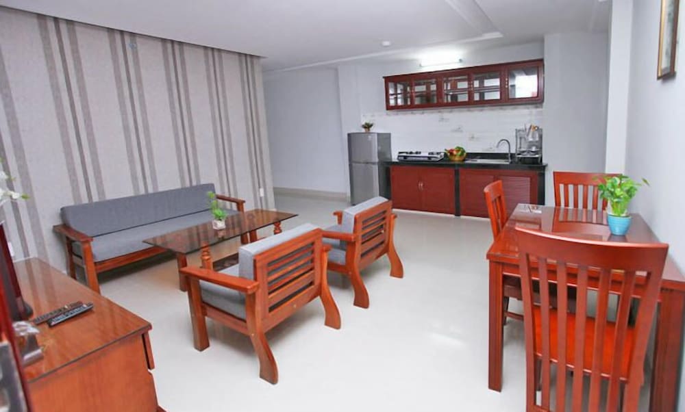 white swan apartment