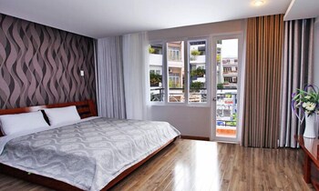 white swan apartment
