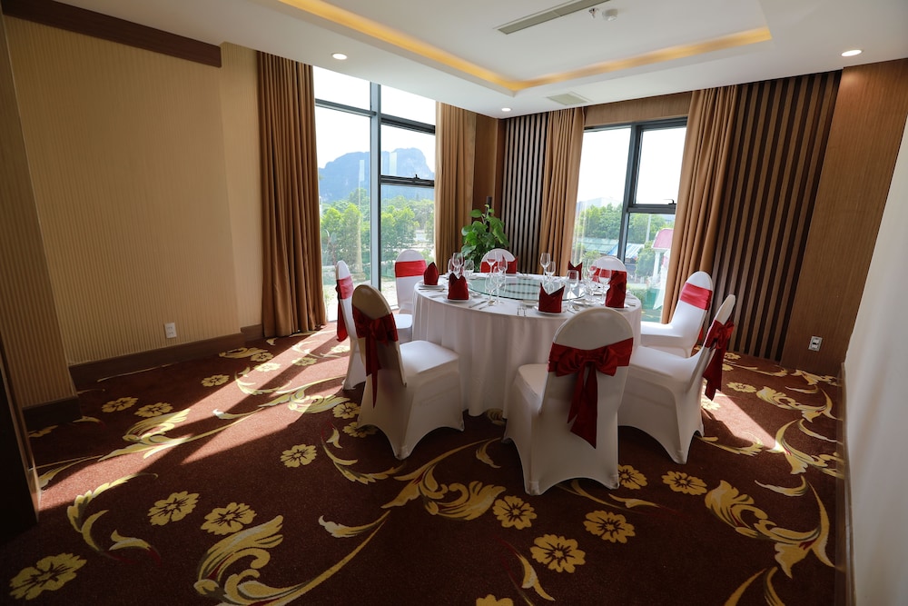 Hotel-Img