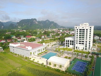 muong thanh holiday con cuong