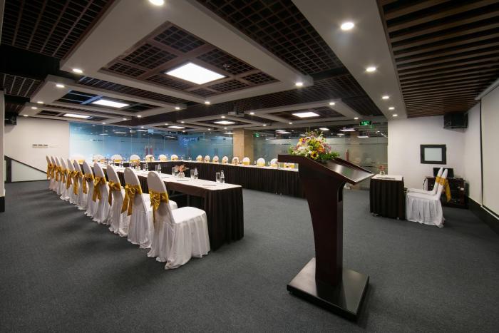 grandiose hotel and spa