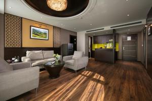 grandiose hotel and spa