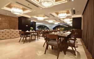 grandiose hotel and spa