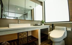 grandiose hotel and spa