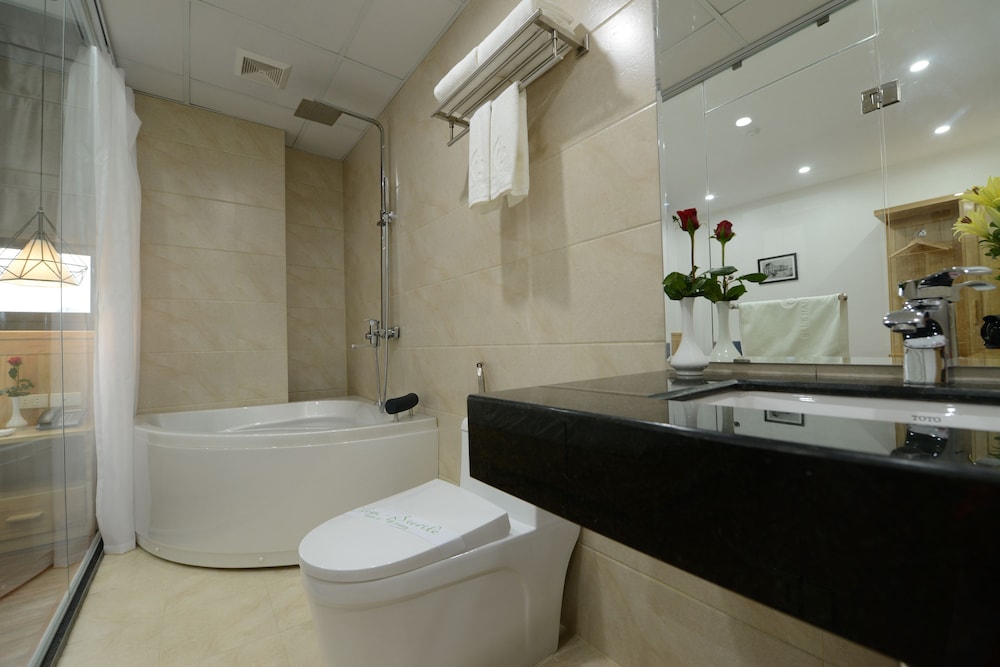 blue hanoi inn city hotel