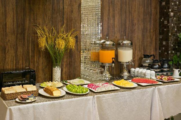 lavender riverside hotel