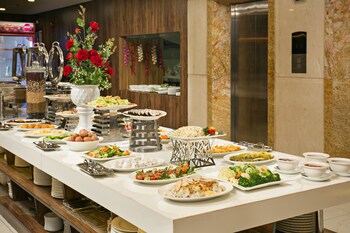 lavender riverside hotel