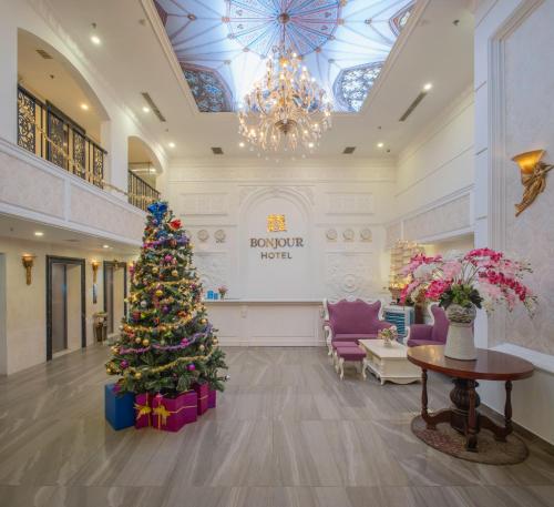 bonjour nha trang hotel