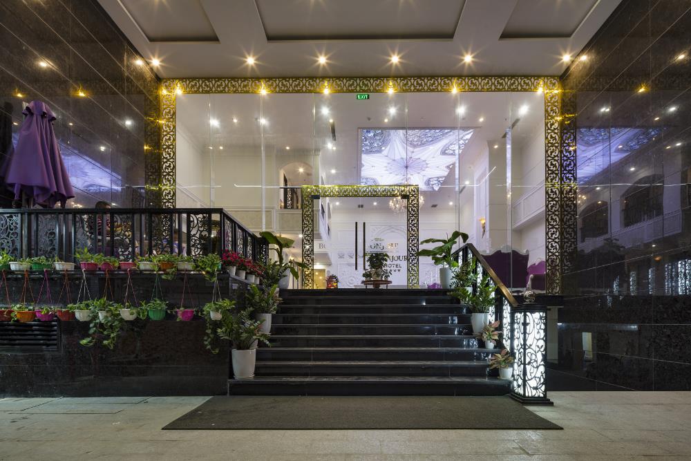 bonjour nha trang hotel