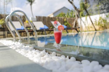 hoi an sunny pool villa