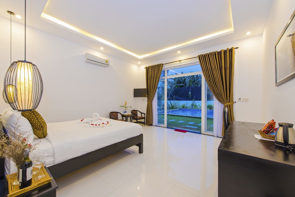 hoi an sunny pool villa