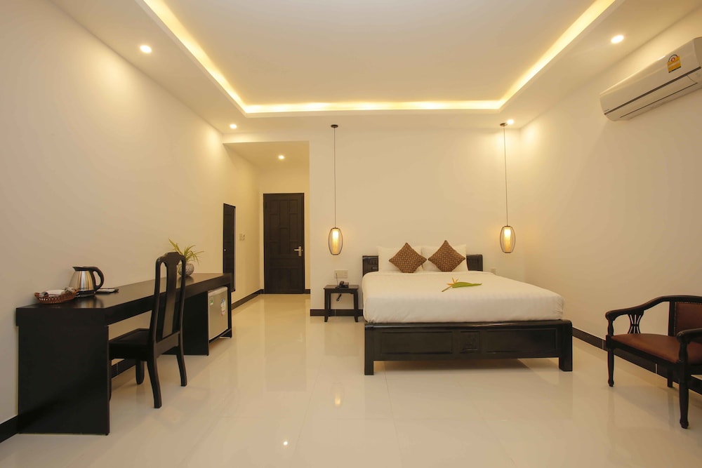 hoi an sunny pool villa