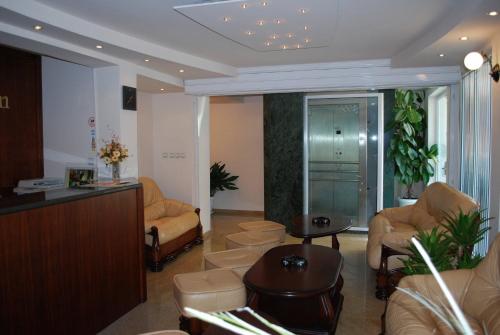 hotel italia nessebar