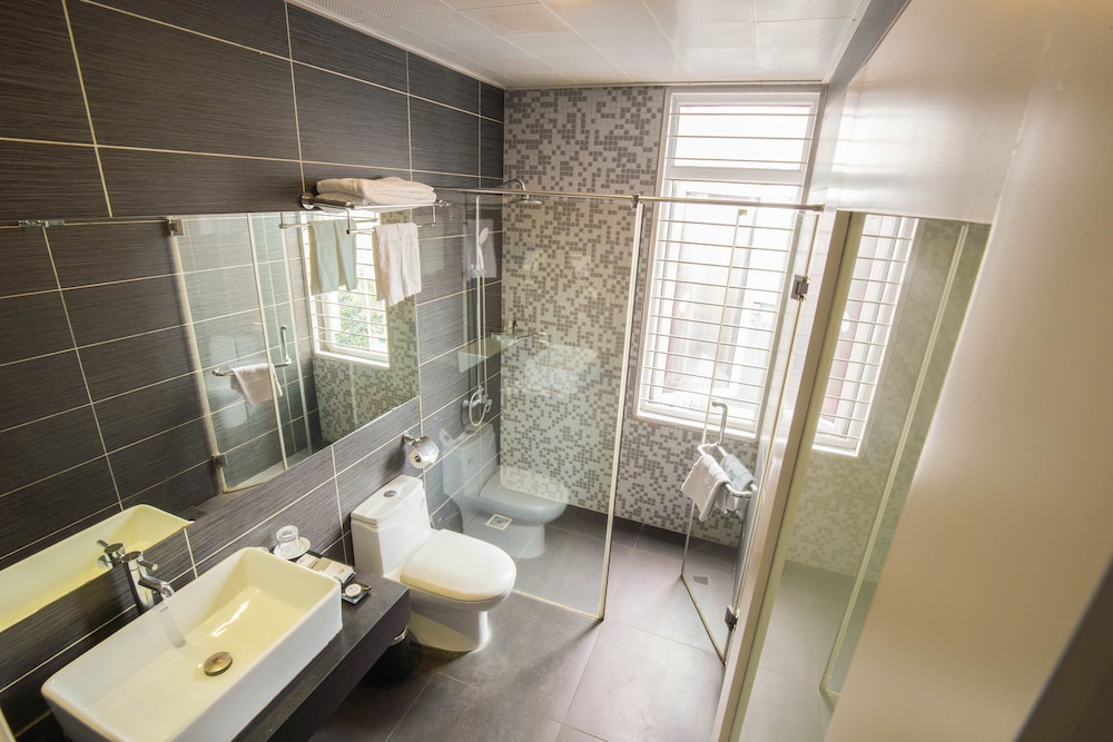 riverside boutique hotel