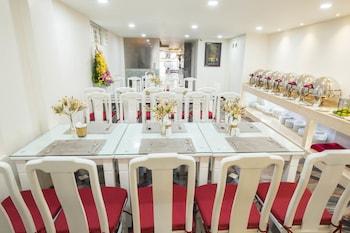 riverside boutique hotel