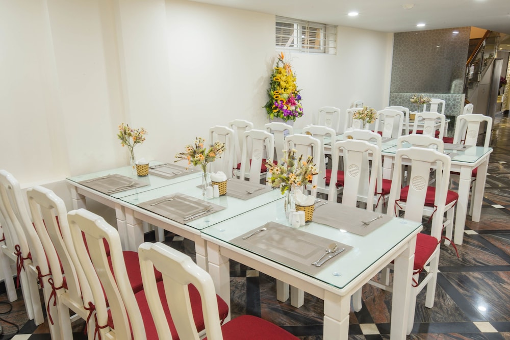 riverside boutique hotel