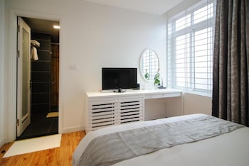 riverside boutique hotel