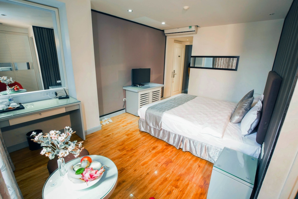 riverside boutique hotel