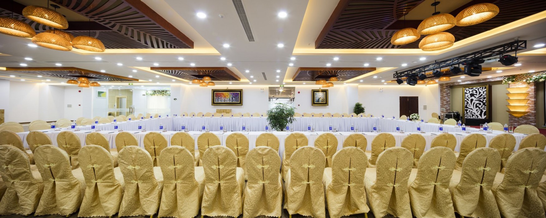 Nha Trang Prince Hotel,Khanh Hoa Province>>Nha Trang,4 star