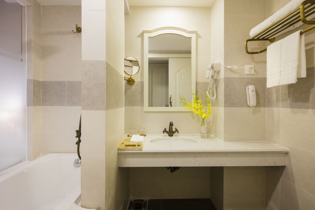 Nha Trang Prince Hotel,Khanh Hoa Province>>Nha Trang,4 star