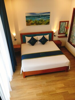 hoi an seaside villa