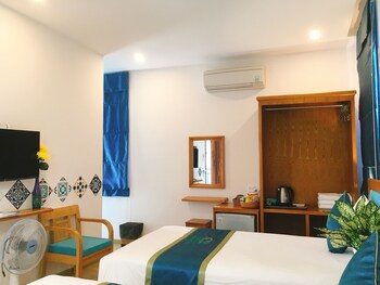 hoi an seaside villa