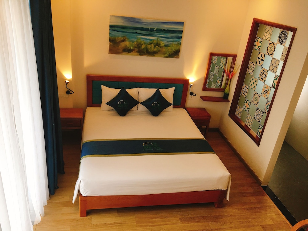 hoi an seaside villa