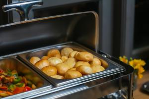 hanoi nostalgia hotel and spa