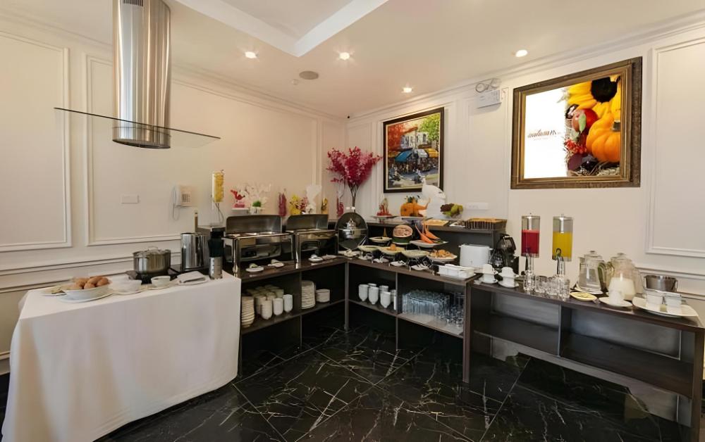 royal st hanoi hotel