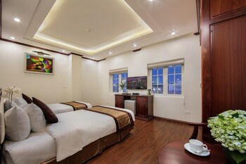 royal st hanoi hotel