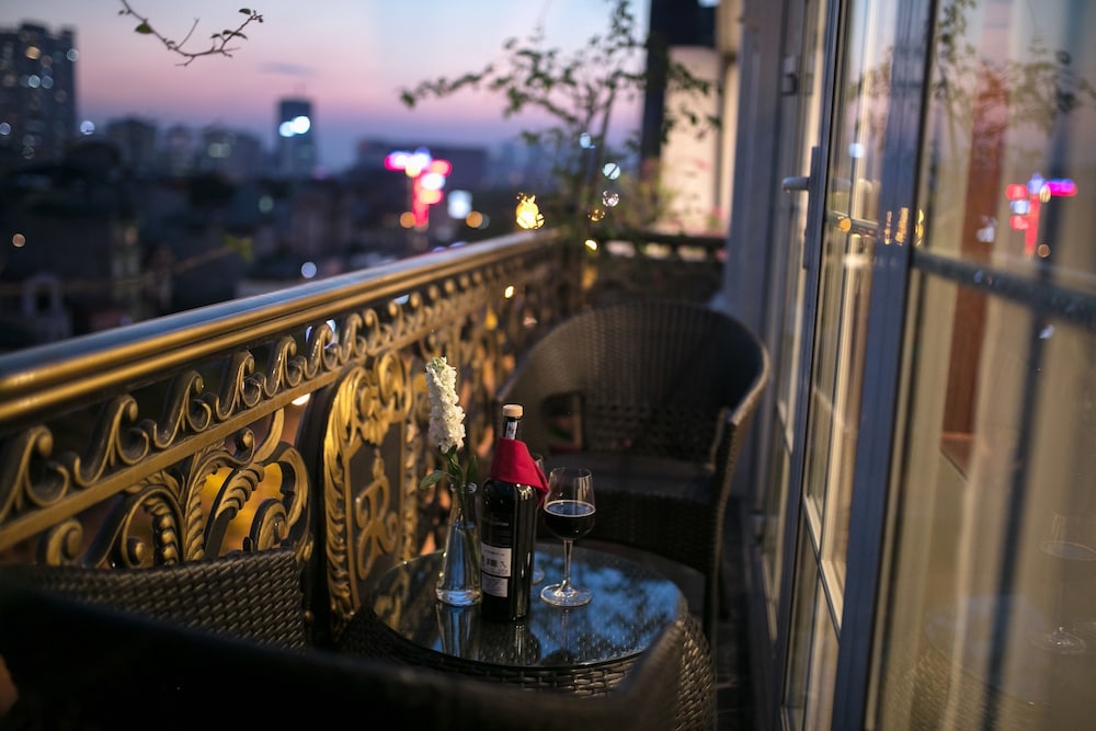 royal st hanoi hotel