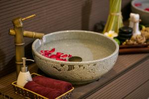 hanoi paon hotel and spa