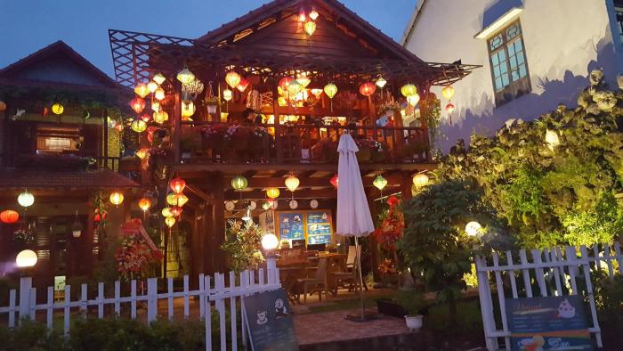 khamy riverside resort