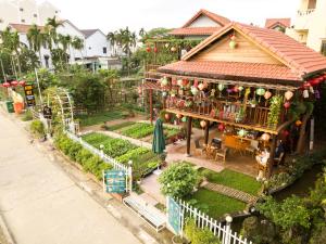 khamy riverside resort