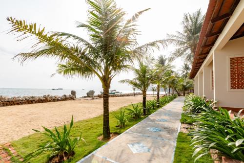 hula hula beachfront phu quoc
