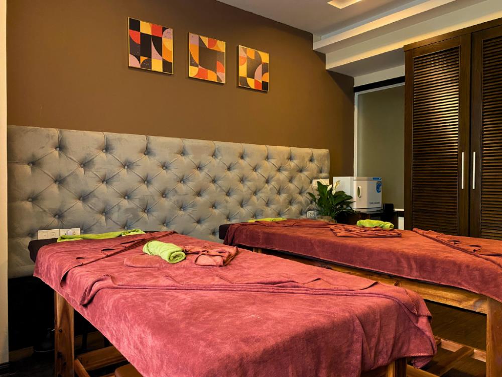 brilliant me tri hotel and spa