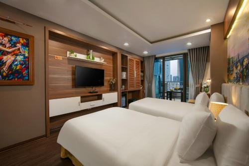 brilliant me tri hotel and spa