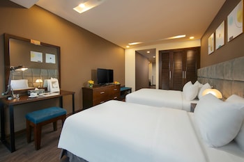 brilliant me tri hotel and spa