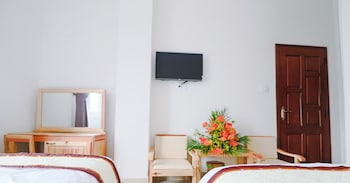 mai hoang hotel