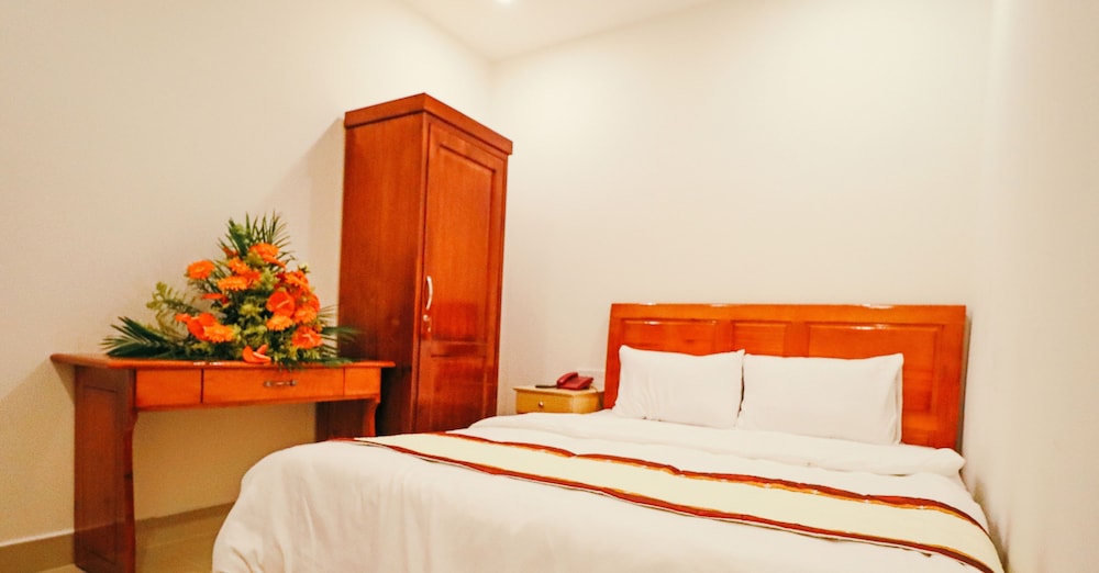 mai hoang hotel
