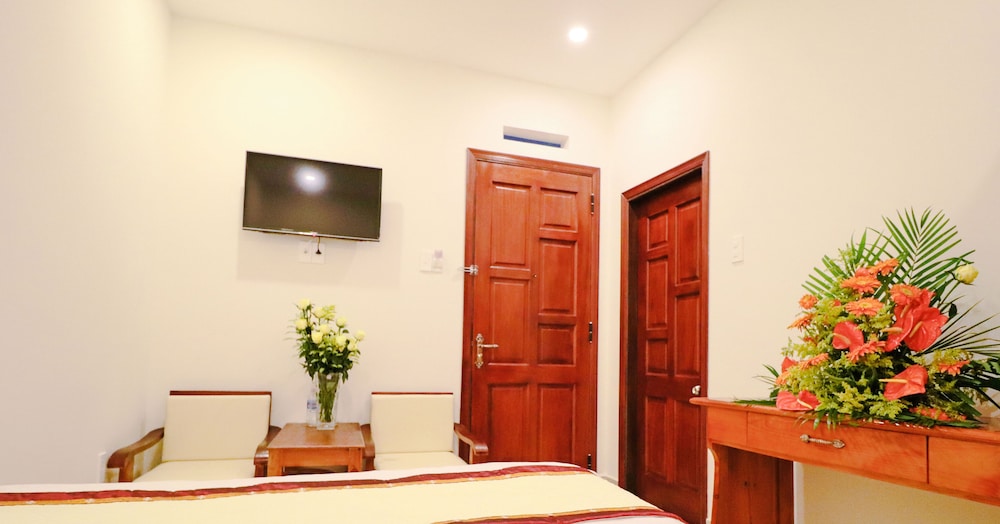mai hoang hotel
