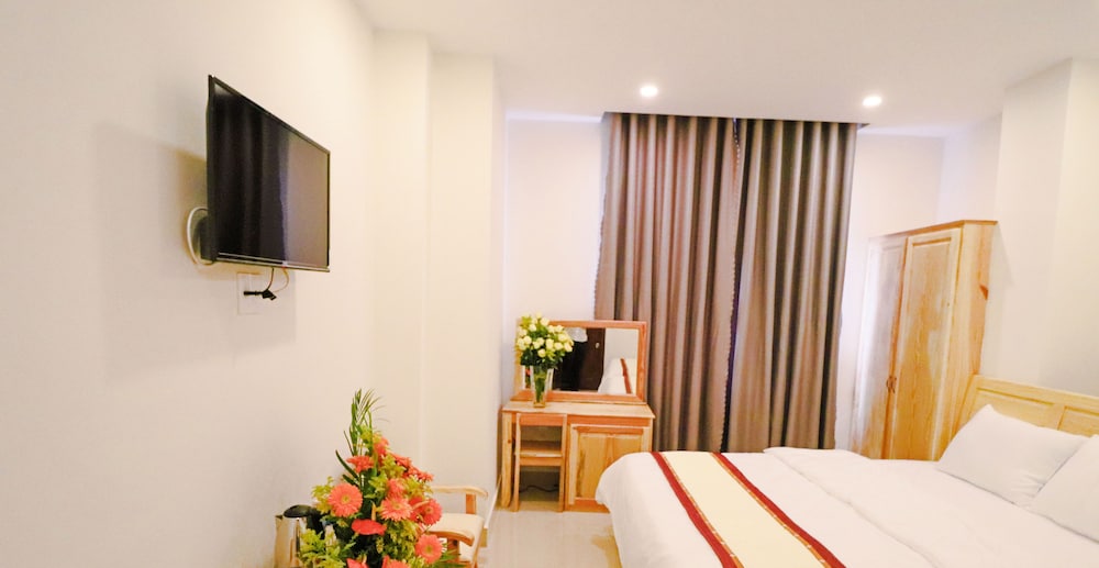mai hoang hotel