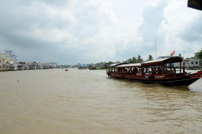 the durian lodge at mekong
