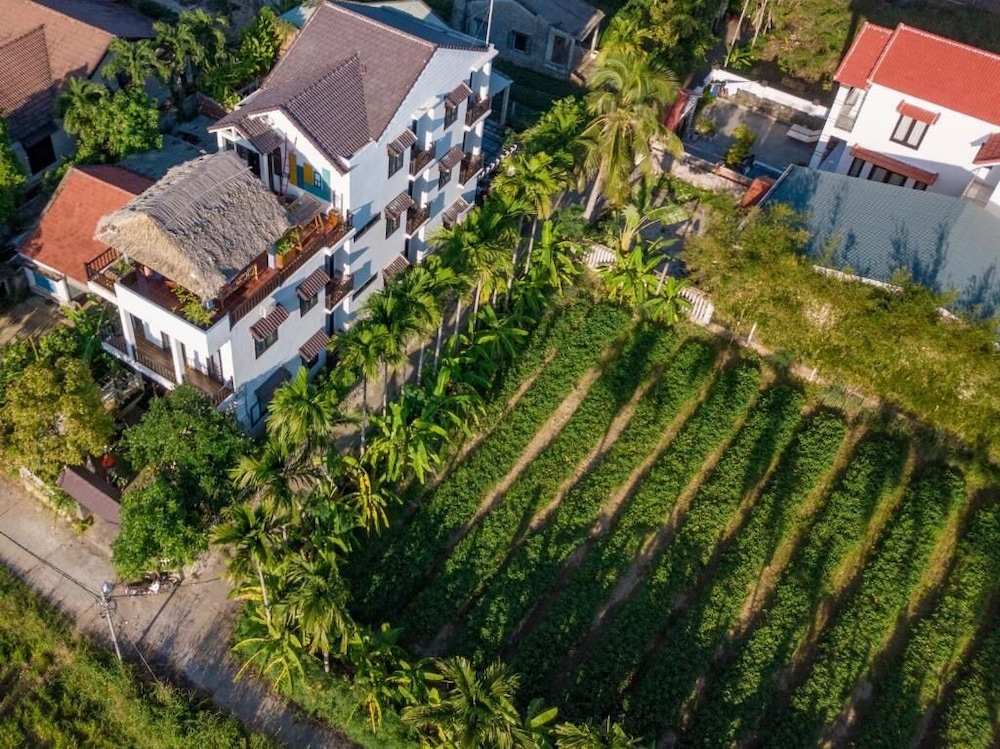 the bau bi retreat
