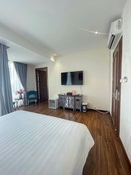 thao trang laluxe hotel